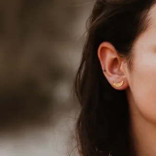 Cachée oorbellen sieraden van L'Heure Dorée