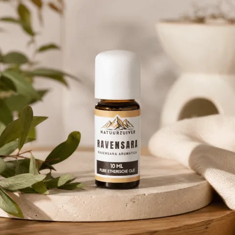 Ravensara Etherische olie 10 ml etherische olie van Natuurzuiver